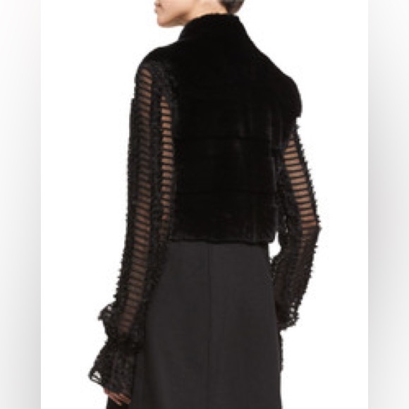 * NEW * St. John Knits Collection Rabbit Fur Vest in Caviar. Size P - Picture 5 of 8